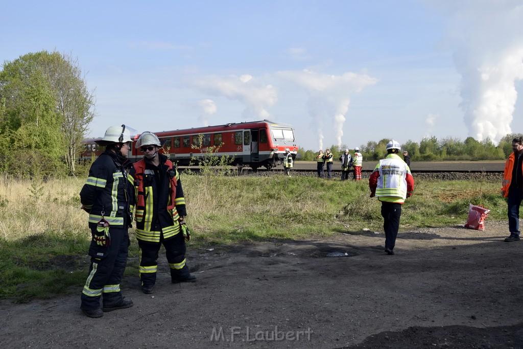 Schwerer VU LKW Zug Bergheim Kenten Koelnerstr P087.JPG - Miklos Laubert